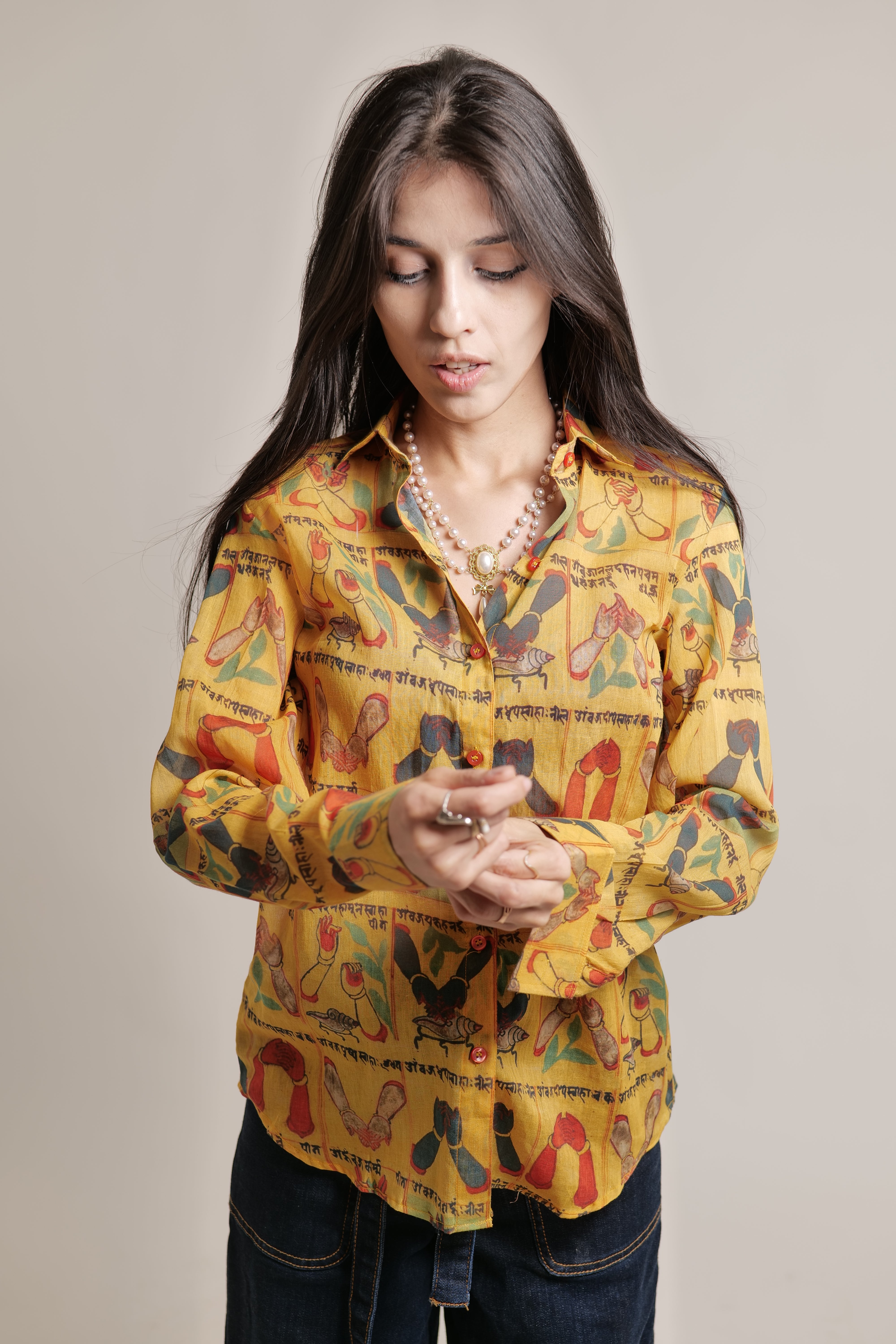 MANTRA SHIRT