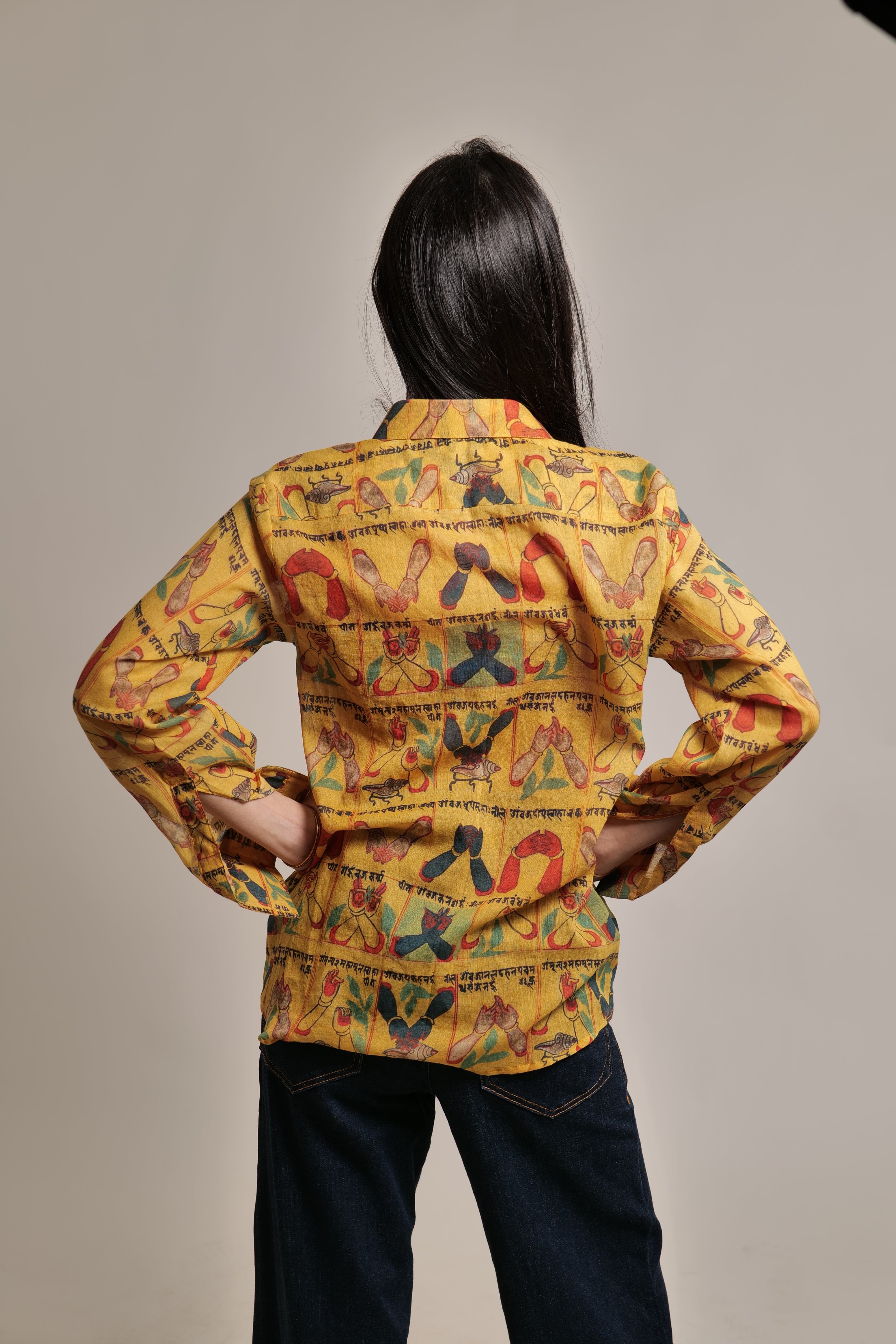 MANTRA SHIRT