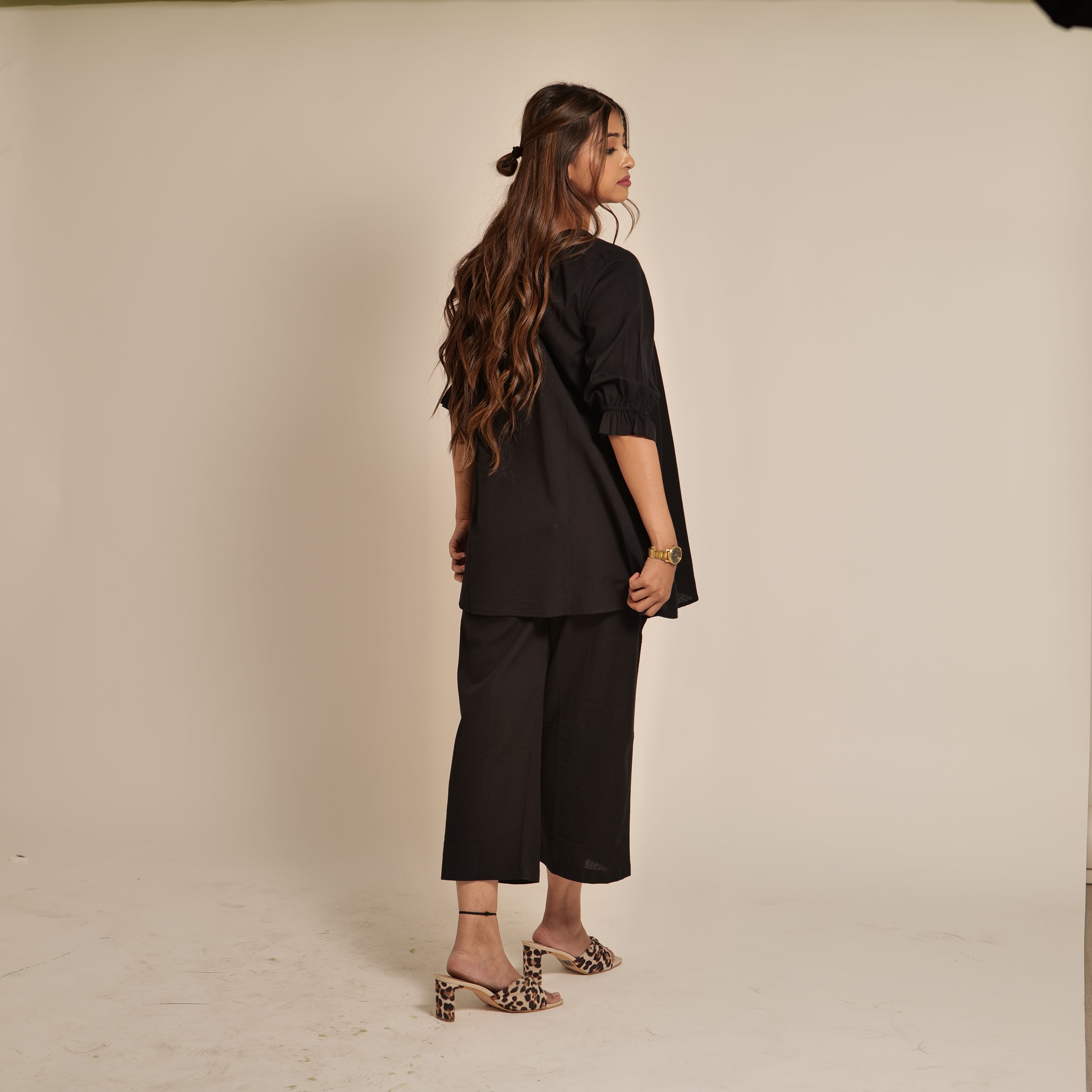 BLACK COORD