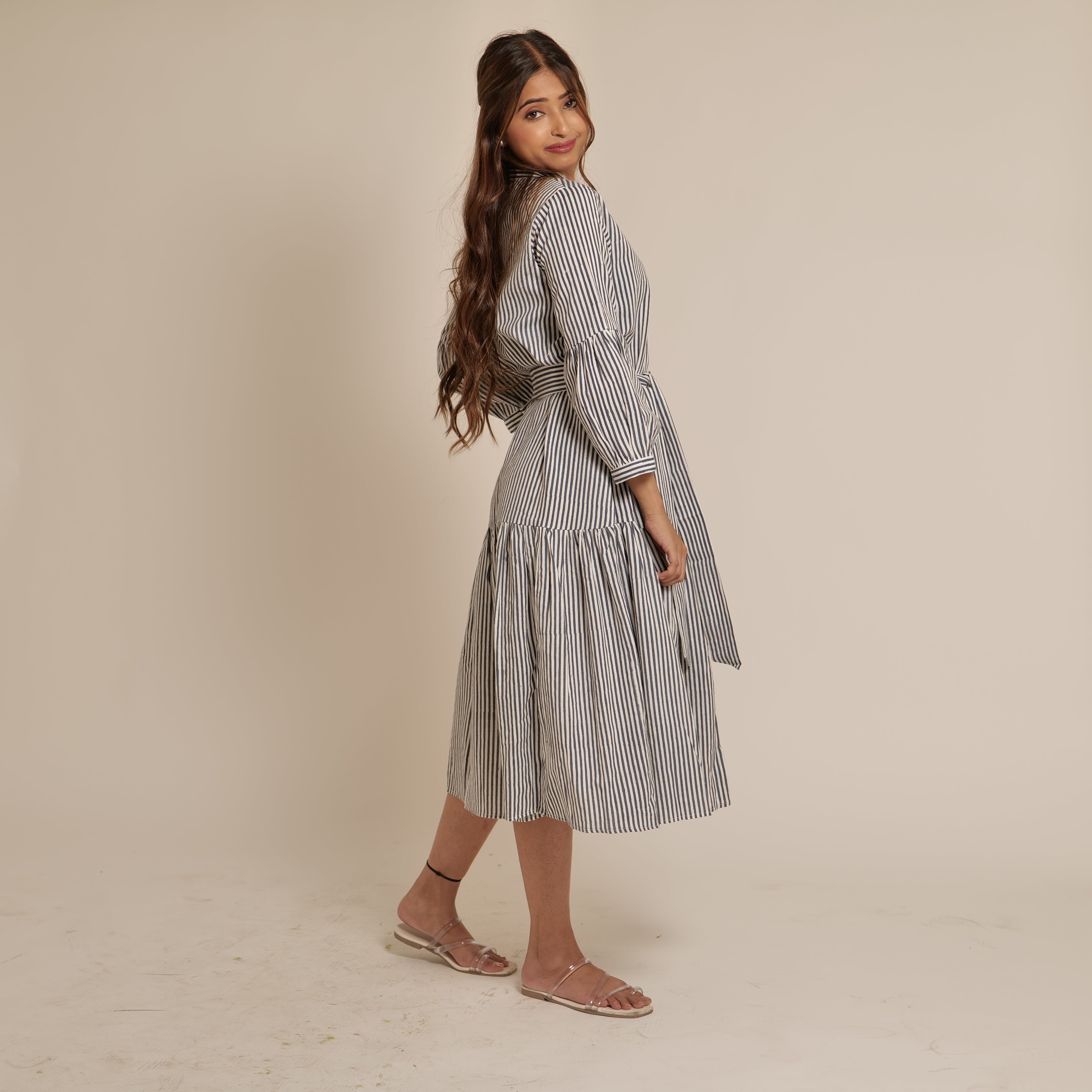 MOBI DRESS
